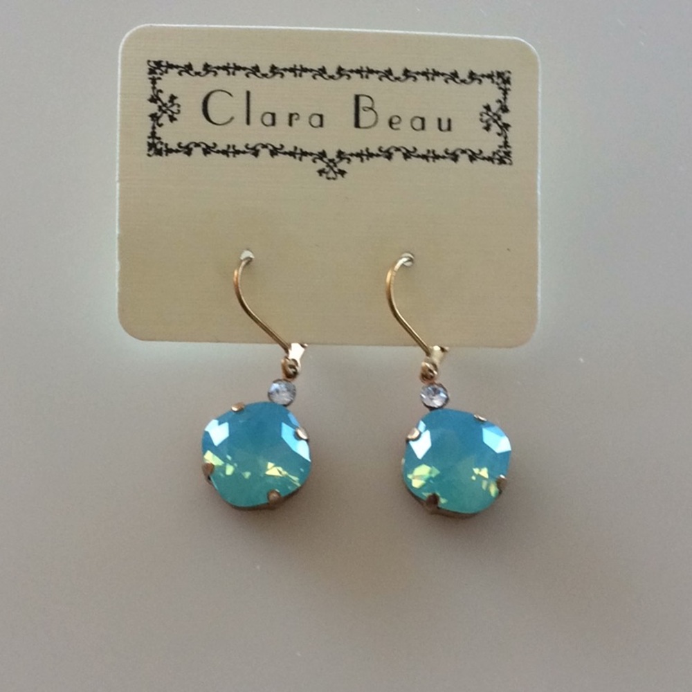 Swarovski crystal drop earrings🌊💎
